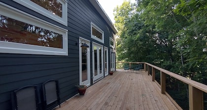 This stylish, modern country home is perfect for a getaway in Summertown, TN.