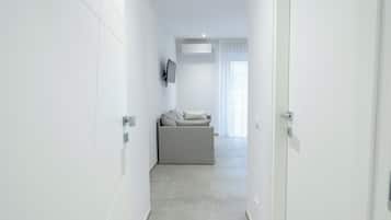 Chambre Supérieure | Literie de qualité supérieure, surmatelas, bureau