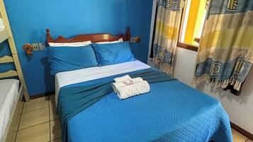 Individually decorated, blackout drapes, free WiFi, bed sheets