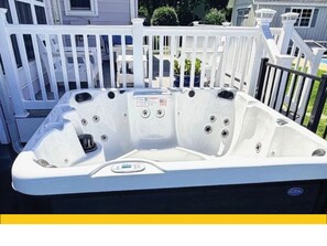 Outdoor spa tub - Kent Island Waterfront | Pool | Hot Tub (Stevensville)