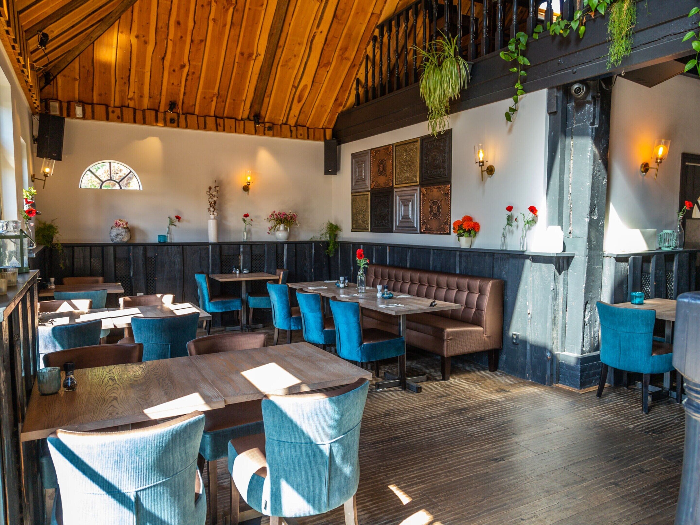 Chalet | Dining