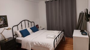 Standard Double Room, Private Bathroom - Sir Manuel Guest House -Senhora A Branca (Braga)