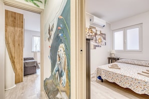 Room - Merlo D - town center & private parking (Ceriale)