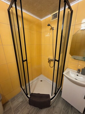 Towels, soap, toilet paper