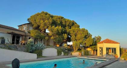 GĂźte Pomme de Pin 2/4 personnes