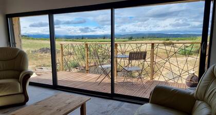 Groupe 12 Personnes sur 3 Gîtes