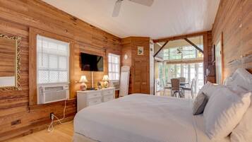 Fer et planche Ă repasser, Wi-Fi, draps fournis