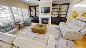 Smart TV, fireplace, DVD player