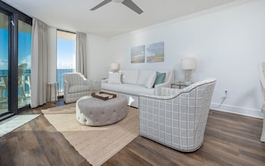 公寓客房, 2 間臥室 | 起居區