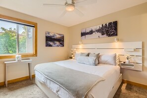 Condo, 2 Bedrooms | 2 bedrooms, laptop workspace, iron/ironing board, free WiFi - Rocky Mountain Escape At New Claim! 2 Bedroom Condo by RedAwning (Park City)