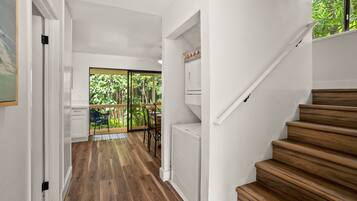 Condo, 3 Bedrooms | Interior