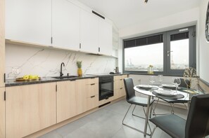 Apartment, 1 Bedroom, Balcony | Private kitchenette - Apartport With Port View by Renters (Gdynia)