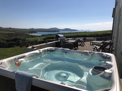 Upper Porthmawr - 5 Bedroom Cottage - Whitesands