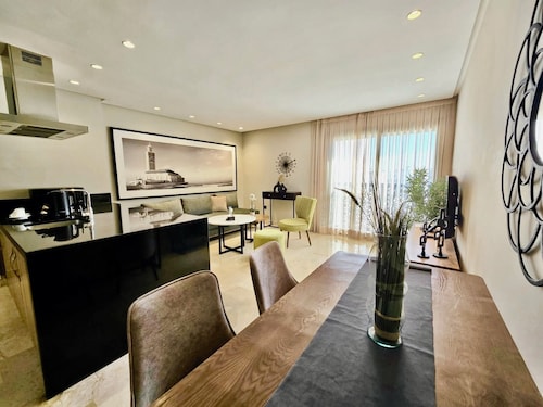 AS PREMIUM BY SOHO HOTELS