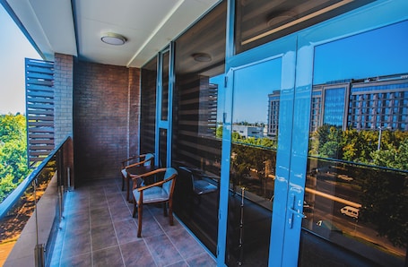 Comfort Triple Room | Balcony