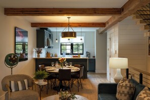 Dining - Academy Place | Columbine (Crested Butte)