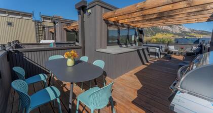 Academy Place | Wild Iris