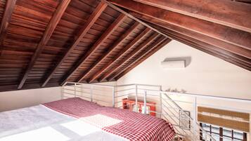 1 makuuhuone, silitysrauta/-lauta, ilmainen Wi-Fi, vuodevaatteet