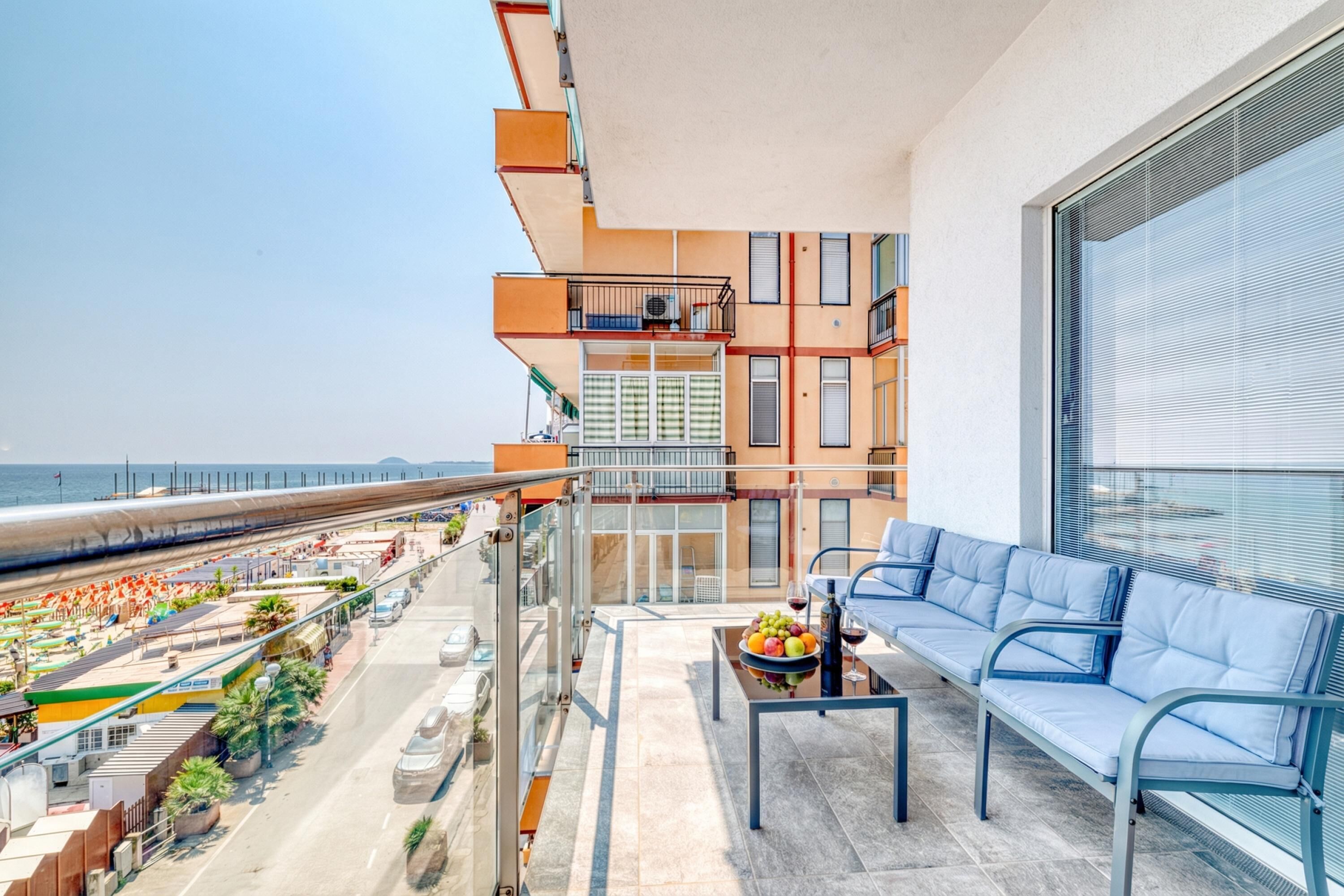 Family Apartment, 1 Bedroom, Balcony, Sea Facing (Le Lanterne 3 Luxury Apartments) | Balcony