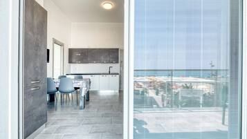 Appartamento familiare, 1 camera da letto, balcone, fronte mare (Le Lanterne 1 - Luxury Apartments) | Ingresso della struttura