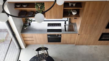 Svit Executive - eldstad - utsikt mot innergården | Vardagsrum | Eldstad