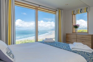 5 chambres, lit parapluie, Wi-Fi, draps fournis