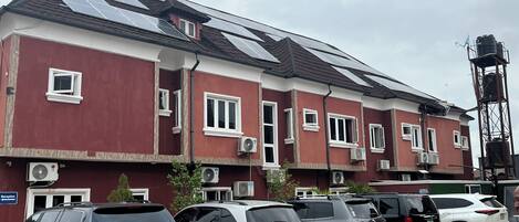 Façade de l’hébergement