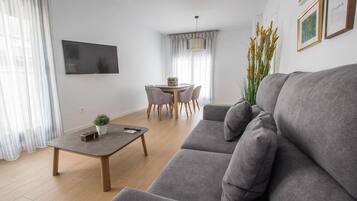 Exclusive Apartment | Cots/infant beds, free WiFi, bed sheets