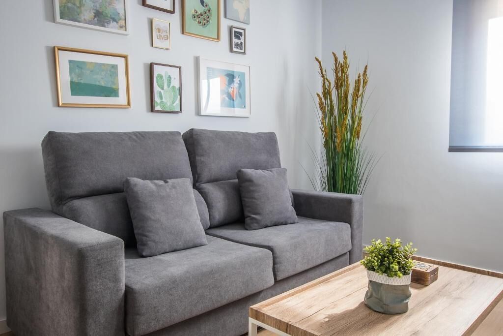 Deluxe Apartment | Cots/infant beds, free WiFi, bed sheets