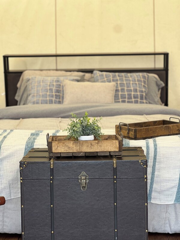 Vegas Glamping - Boulder City, NV