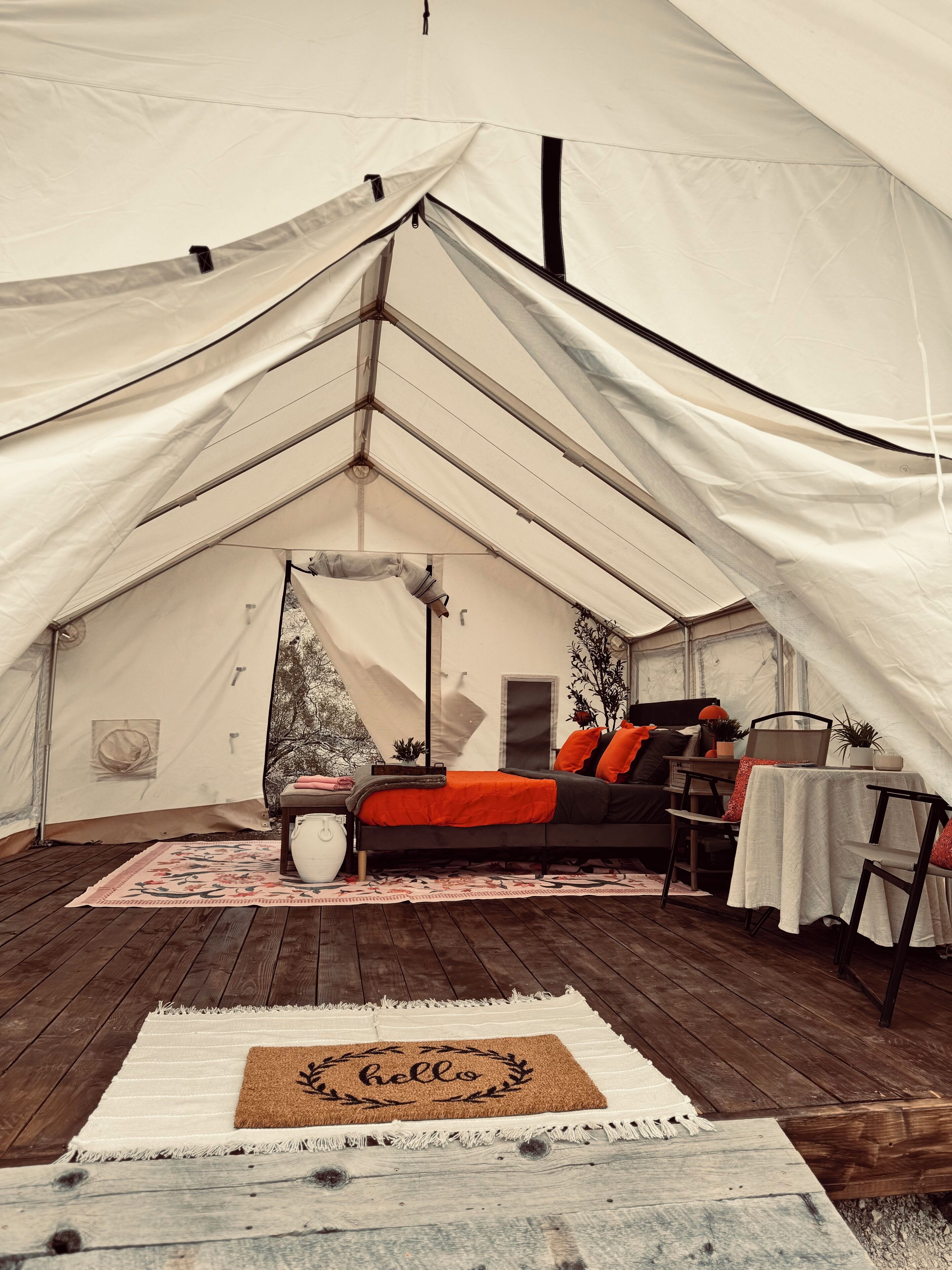 Premier Tent, 1 Queen Bed, Mountain View | Premium bedding, memory-foam beds, WiFi, bed sheets