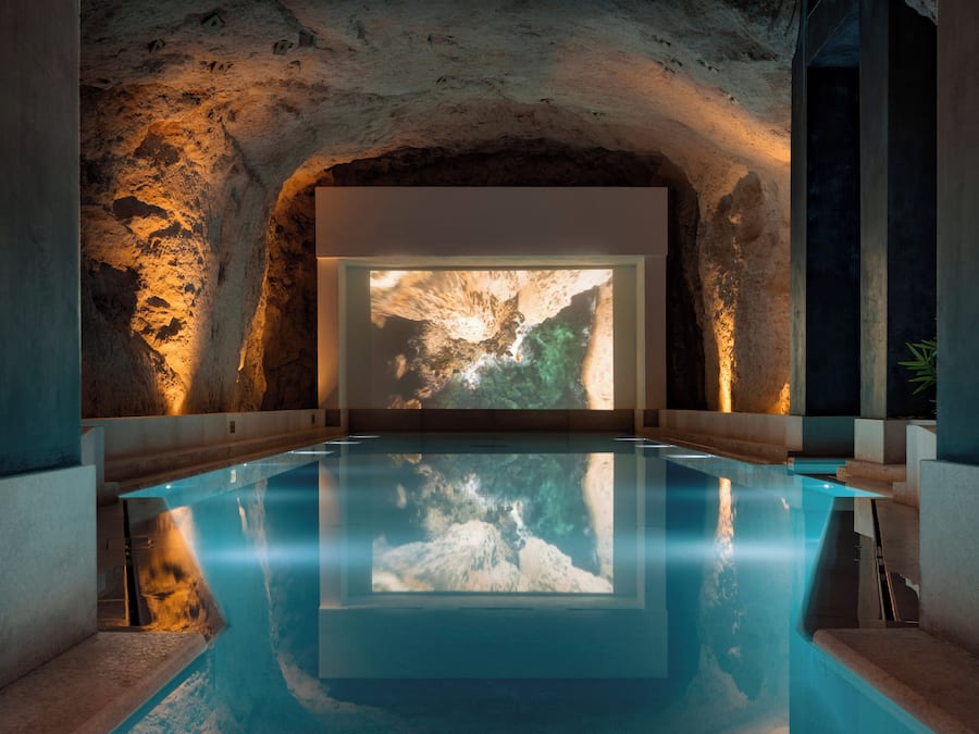 Sauna, hot tub, deep-tissue massages, facials, massages