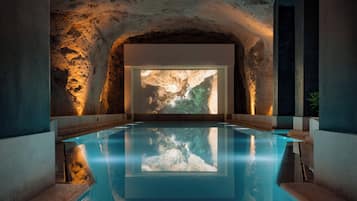 Sauna, hot tub, deep-tissue massages, facials, massages