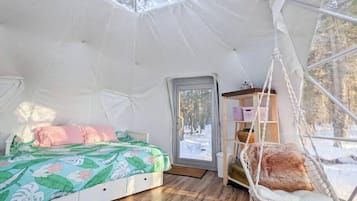 1 quarto, roupa de cama