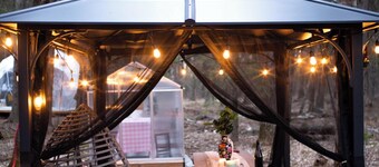 Floating Treehouse Cocoon - The Firefly