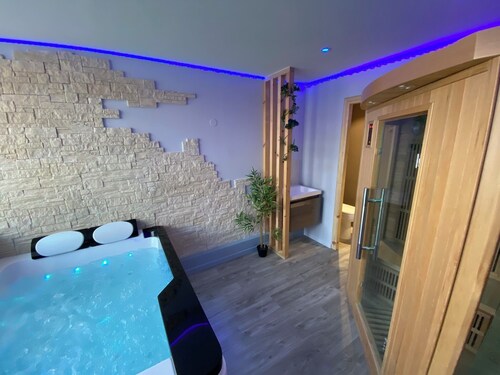 Logement Avec Espace Balneo, Onnaing Proche Toyota