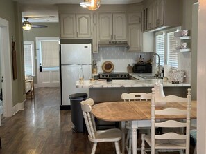 Uklassifisert bilde, 2 av 28, knapp