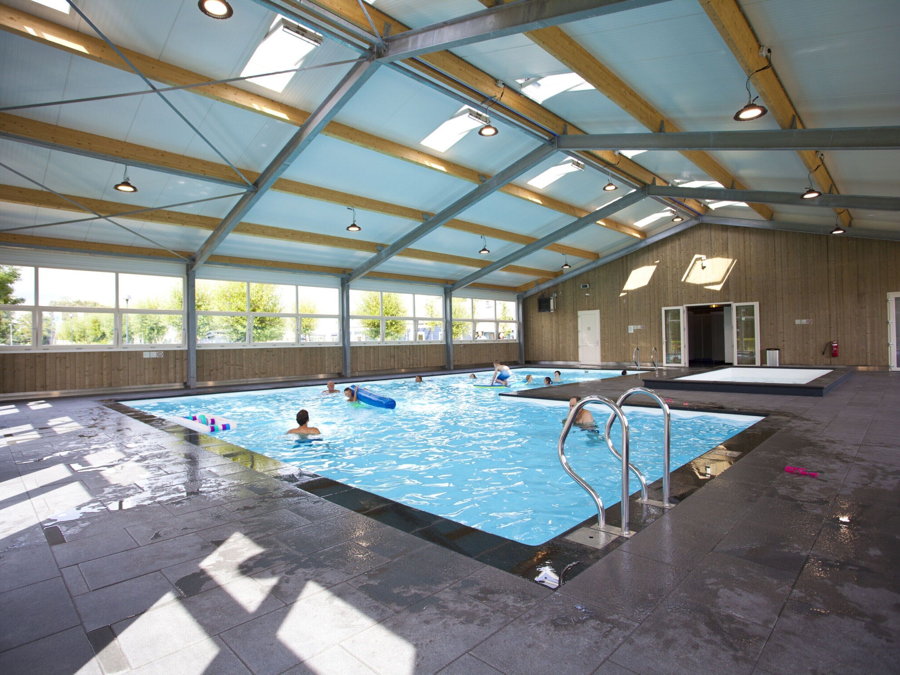 Chalet | Pool | Indoor pool, outdoor pool