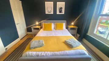 4 bedrooms, iron/ironing board, travel cot, free WiFi