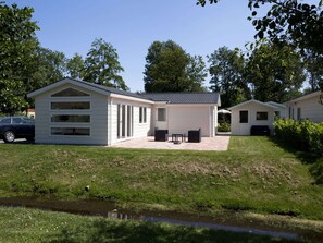 Chalet | Exterior - Nice Chalet Near the Golf Course in a Holiday Park (Velsen-Zuid)