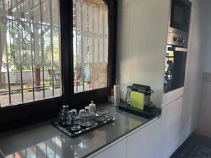 微波炉、烤箱、洗碗机、茶具/咖啡用具