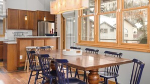 Dining - Owl Meadows-Curate Telluride-Fireplace, Views, Dog OK, Near Market, Lift 7 (Telluride)
