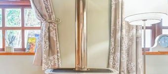 Cottage in Wheaton Aston, Staffordshire