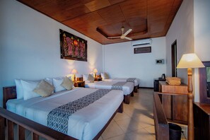 Dobbeltrom – basic, balkong, strandutsikt | Wi-fi (inkludert)