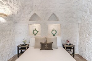 3 chambres, fer et planche à repasser, accès au Wi-Fi (inclus)