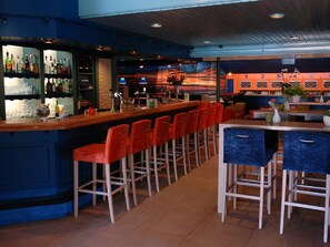 House | Dining