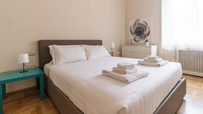 2 habitaciones, tabla de planchar con plancha y wifi gratis