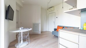 Interior - Italianway Easy - Melozzo da Forli' 11 (Milano)