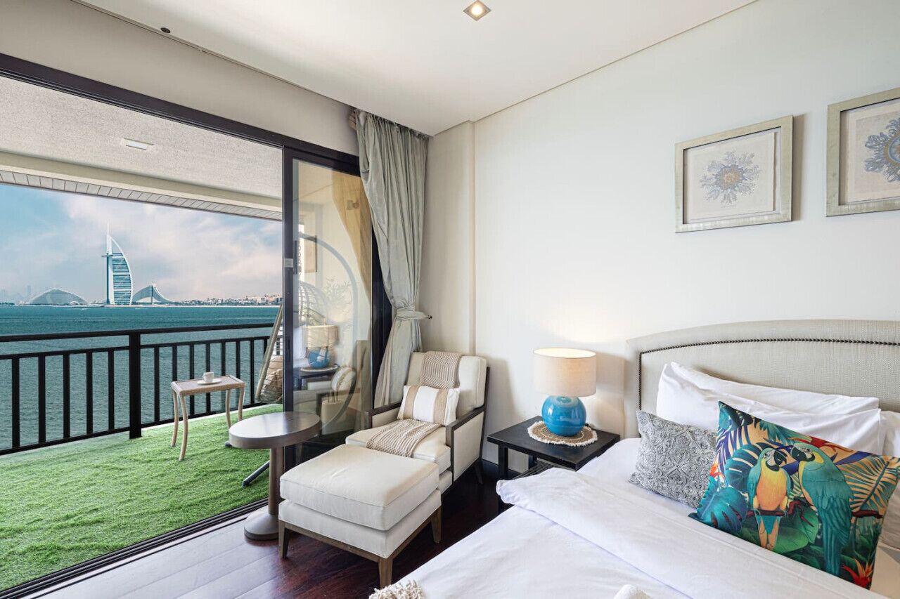 1 chambre, bureau, fer et planche à repasser, Wi-Fi gratuit