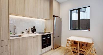 Urban Vogue Escape with Parking and Air-con